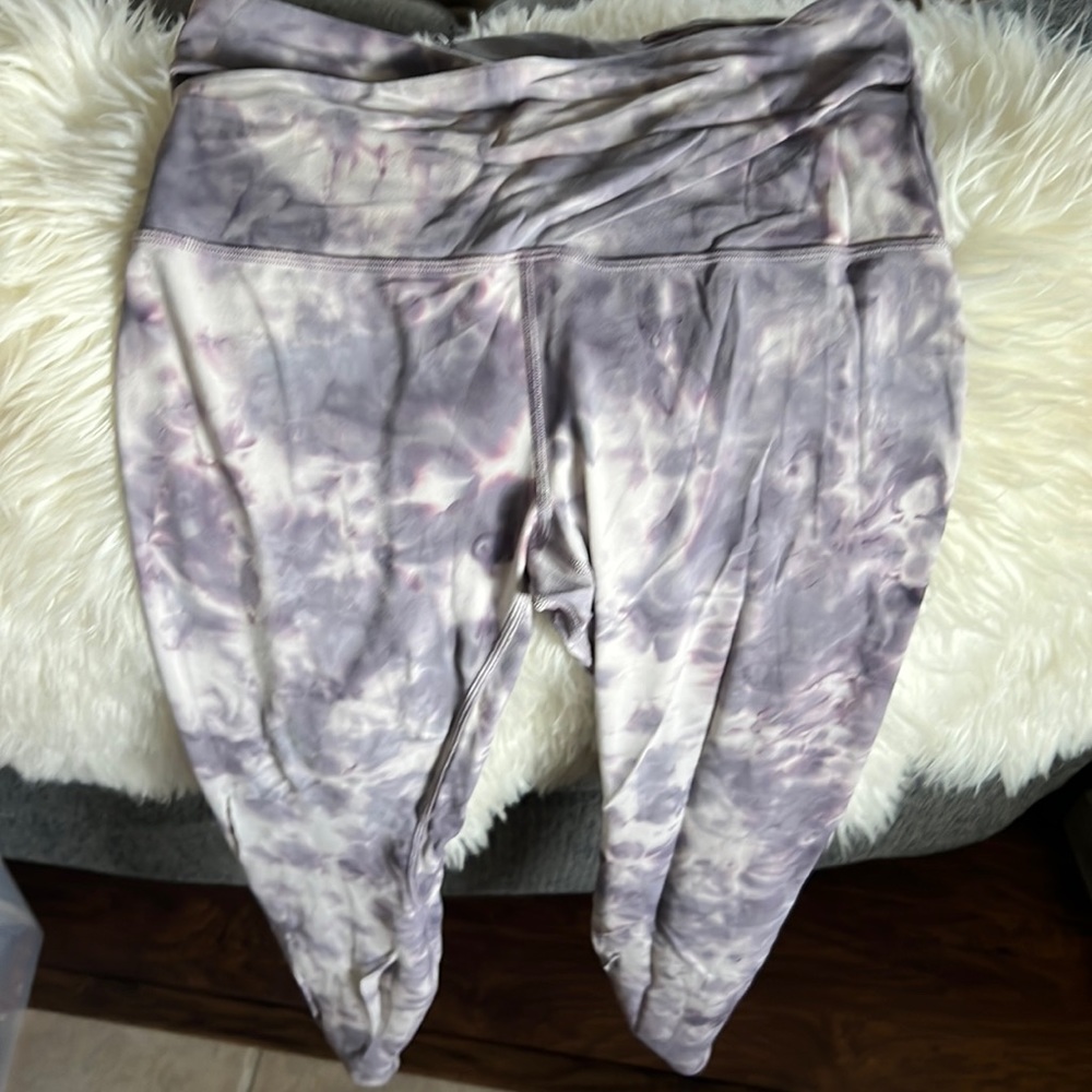 Lululemon cross waist aligns